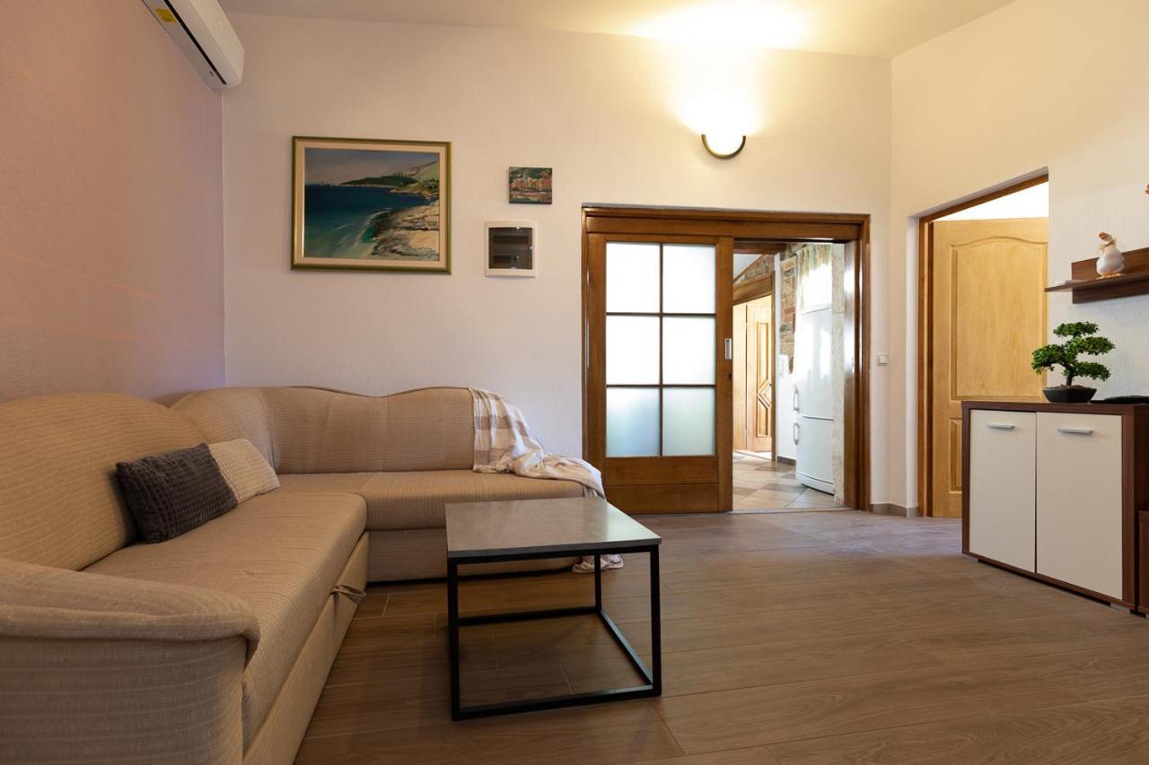 Holiday House Hana Rovinj Exteriör bild